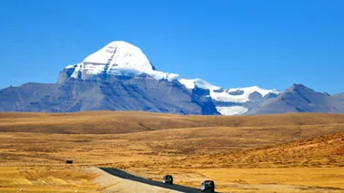 9 Days Mount Kailash Pilgrimage Kora for Indian Travelers ( Lhasa - Ali Kunsha Round-Trip Flight)